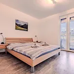 Penthouse In Den Bergen *